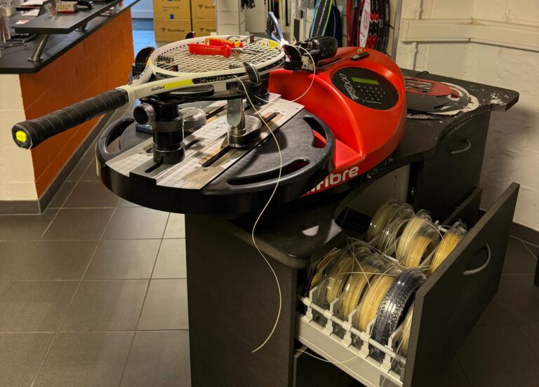 Cordage sur mesure pour raquettes de tennis